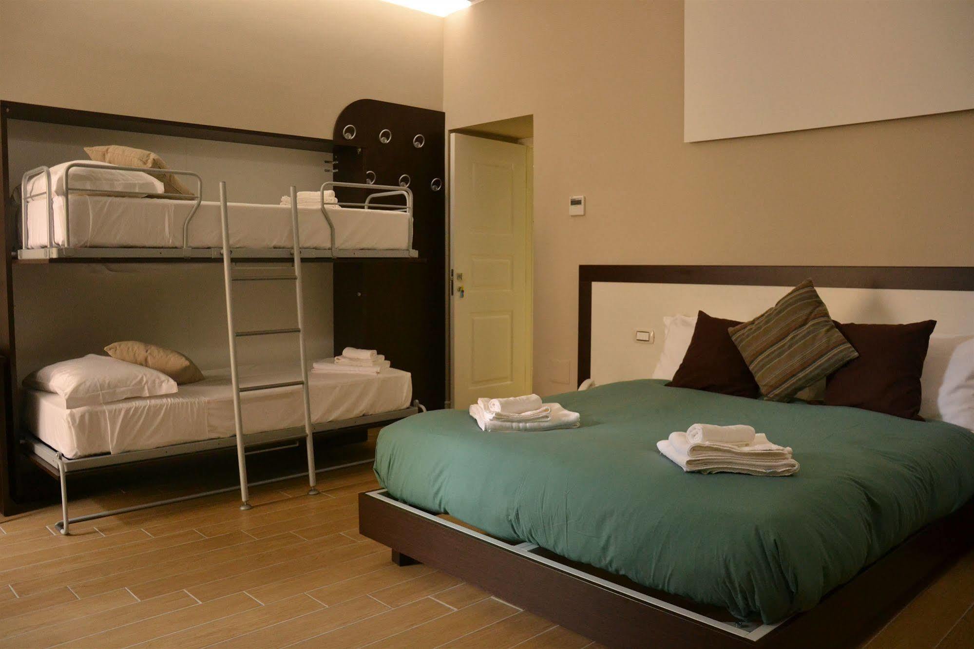 The Wesley 2* Rome