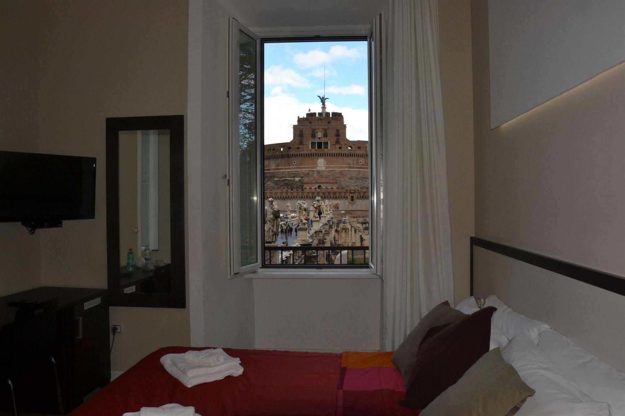 The Wesley Guest house 2*